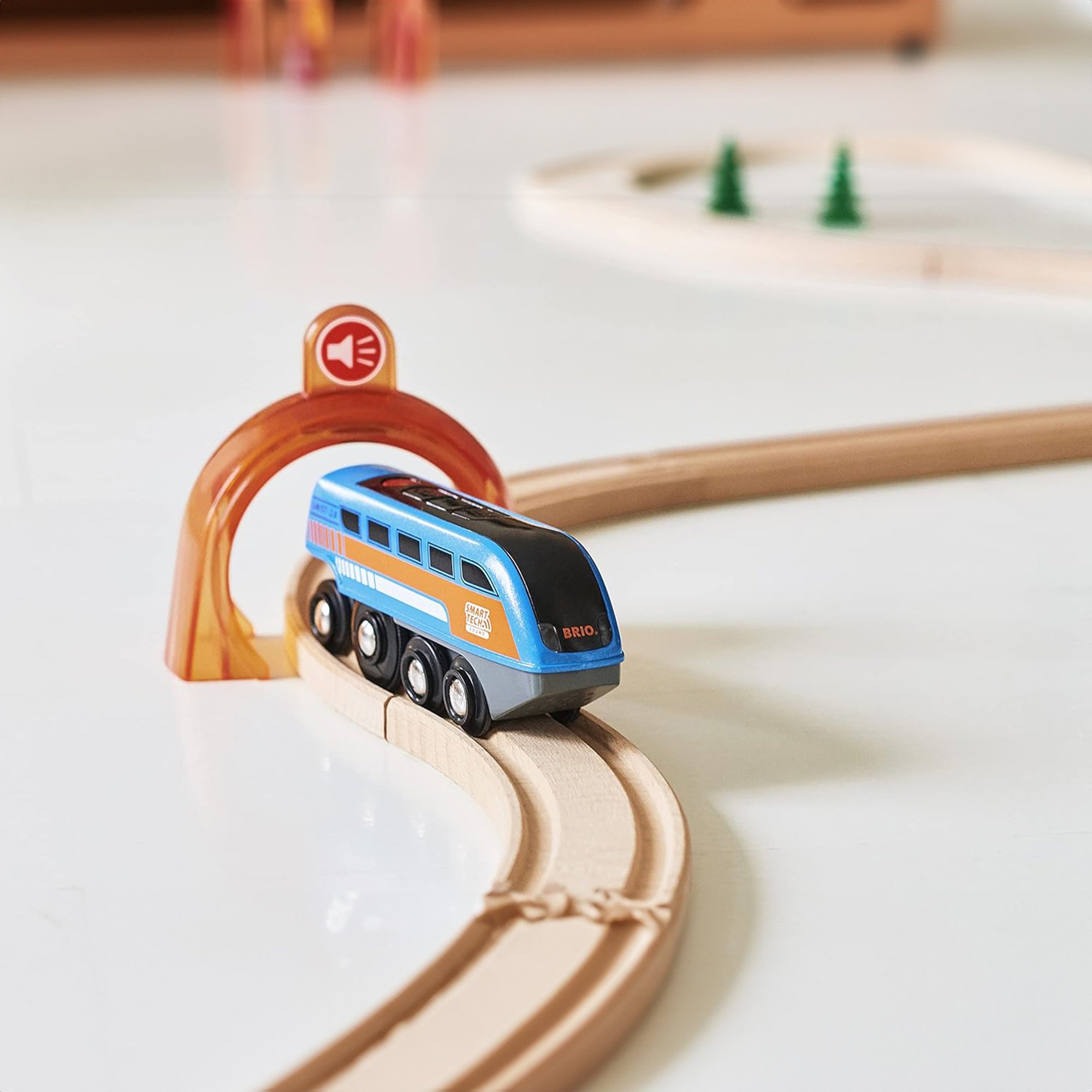 BRIO - Smart Tech Sound Action Tunnel Circle Set