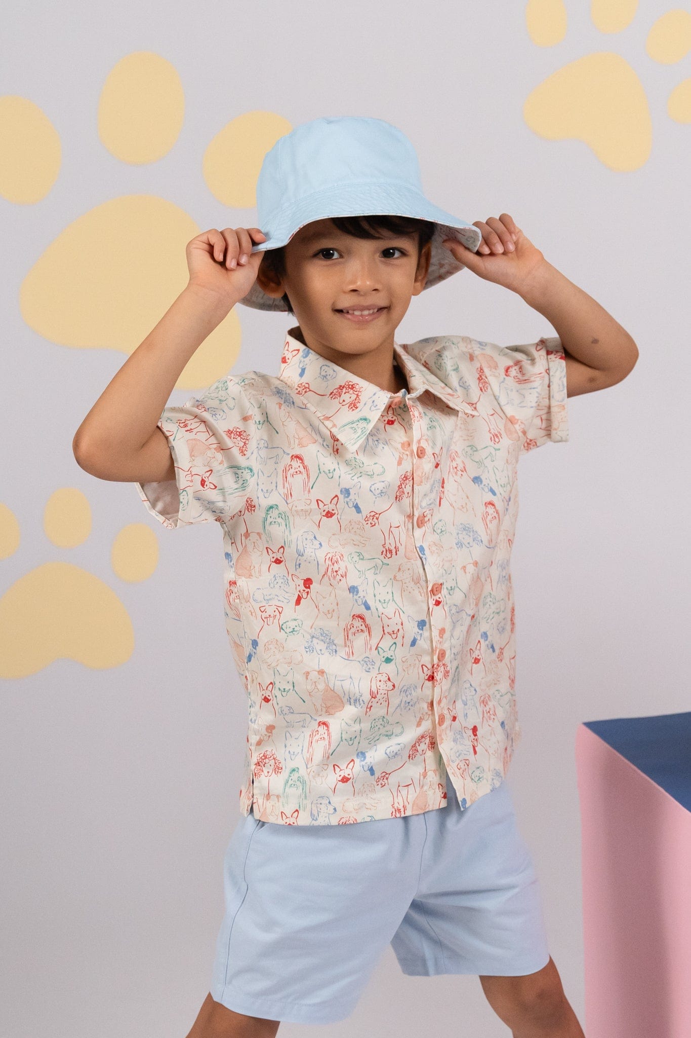 Reversible Bucket Hat - Colourful Puppies