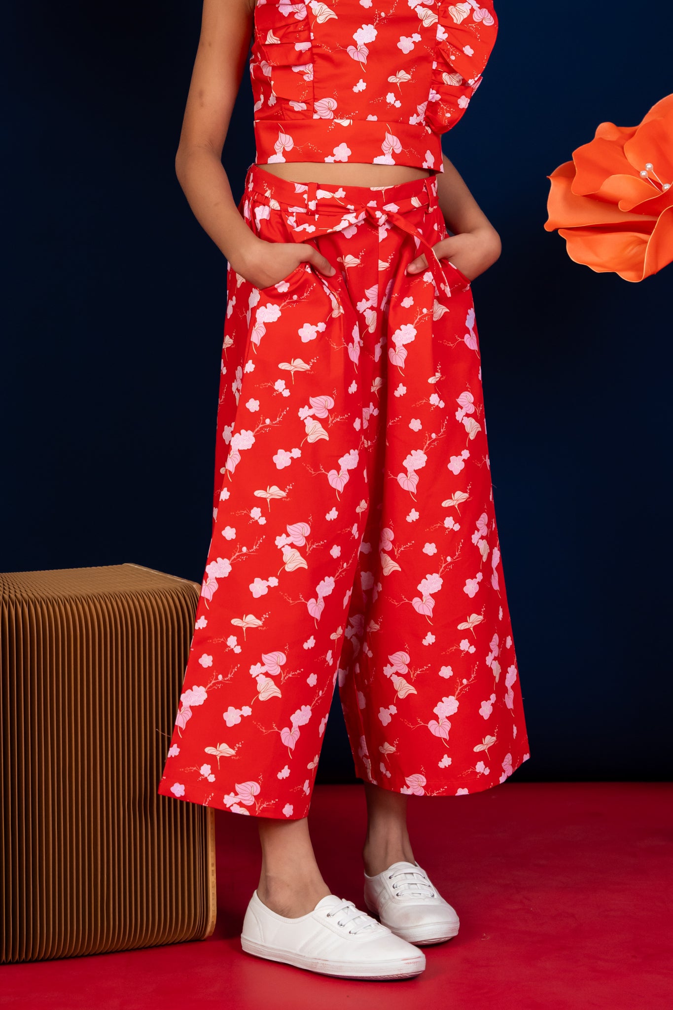 Nicole Pants - Red Blossom Lily