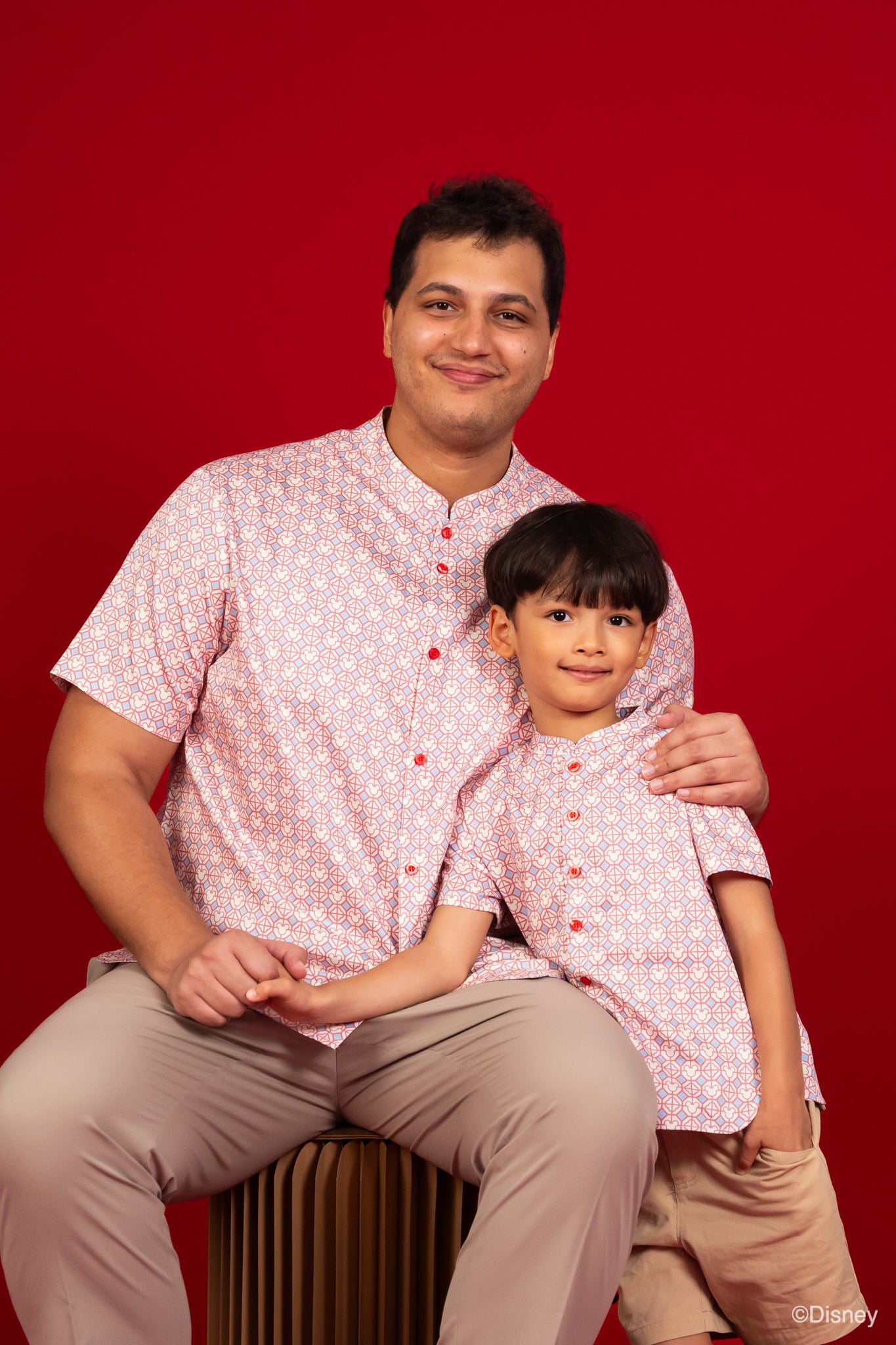 Men&#39;s Mandarin-collared Shirt - Pink Mickey Tiles