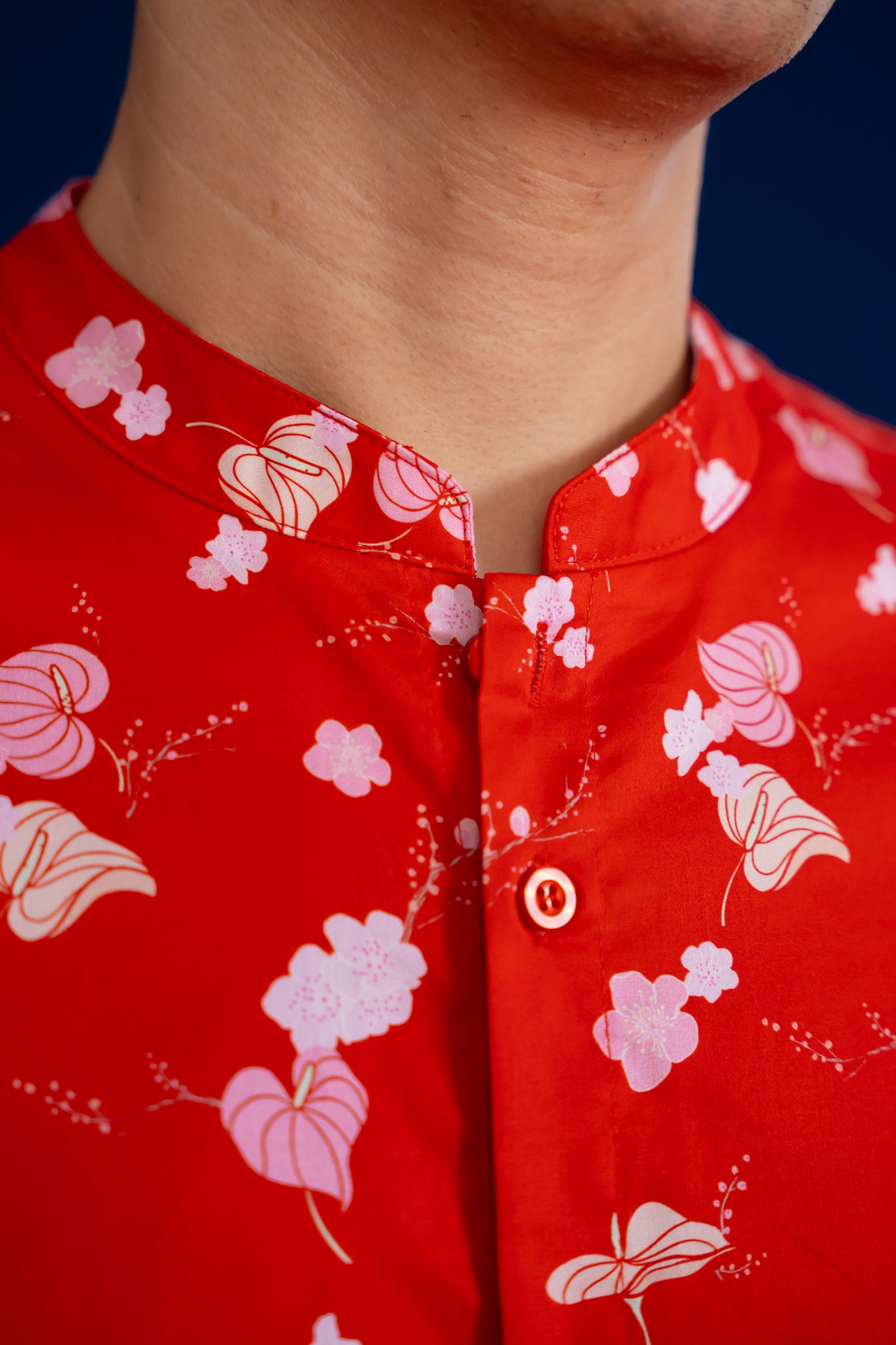 Men's Mandarin-collared Shirt -  Red Blossom Lily