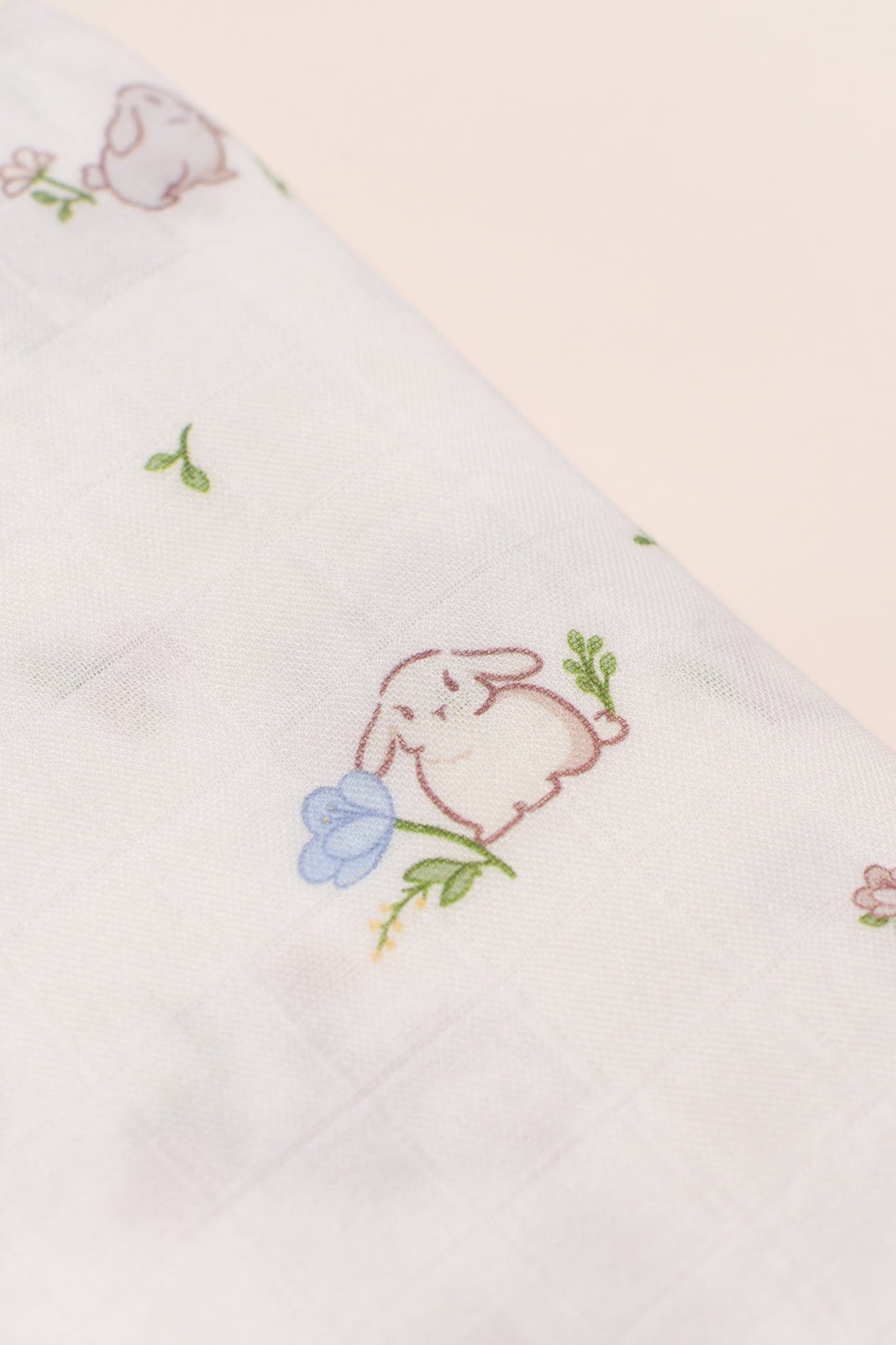 Bamboo Muslin Swaddle - Floral Bunny