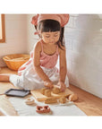 Bread Set (Kids Playing)