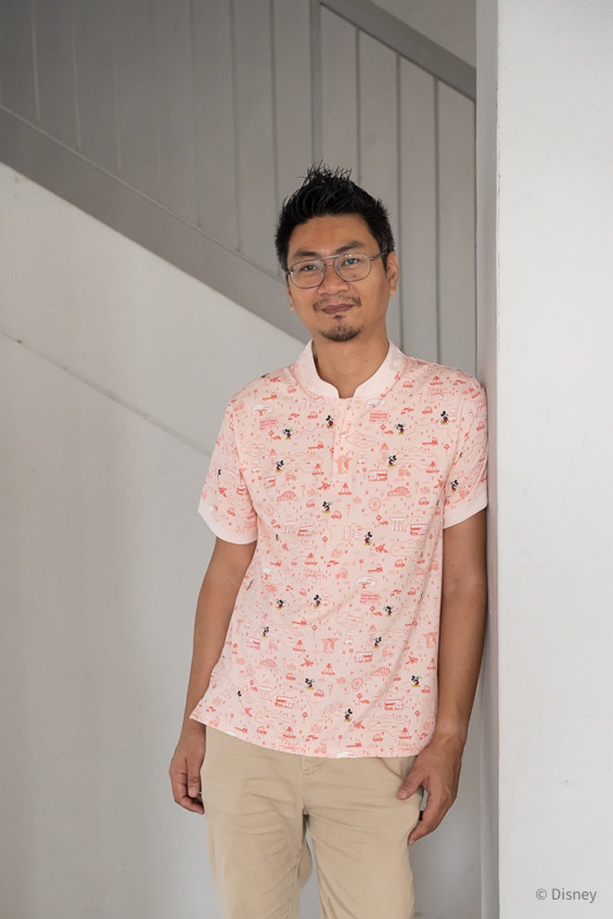 Men&#39;s Polo Tee - Pink Road Trip Mickey | Disney x elly Mickey Go Local | The Elly Store Singapore