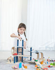 Plan Toys - Central Station (Playing)