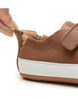 Tip Toey Joey Bossy Sneakers - Whisky / White