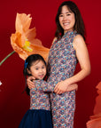 Mother and daughter in floral dresses, DSC02367