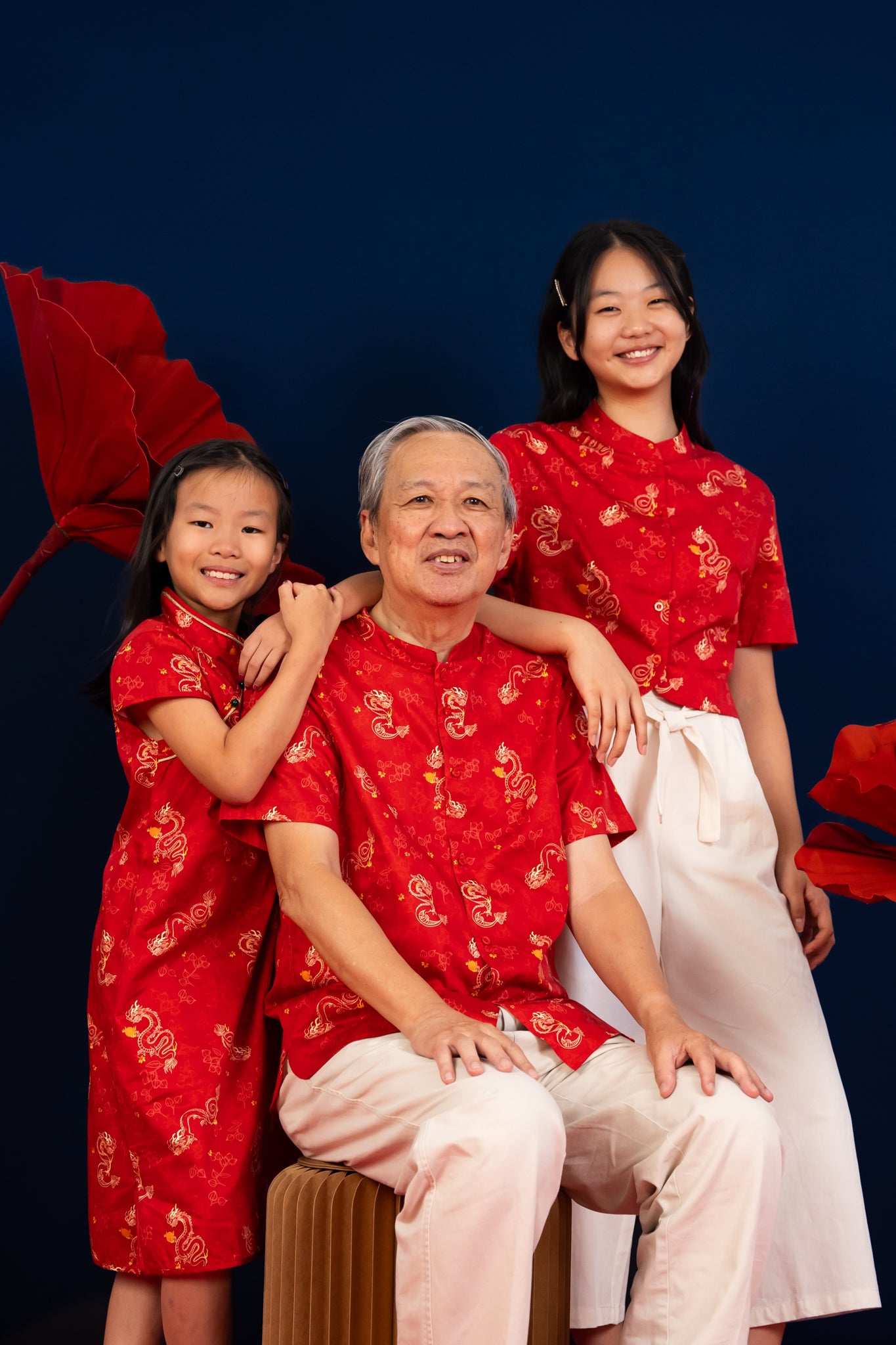 Men's Mandarin-collared Shirt - Red Dragon Pearl