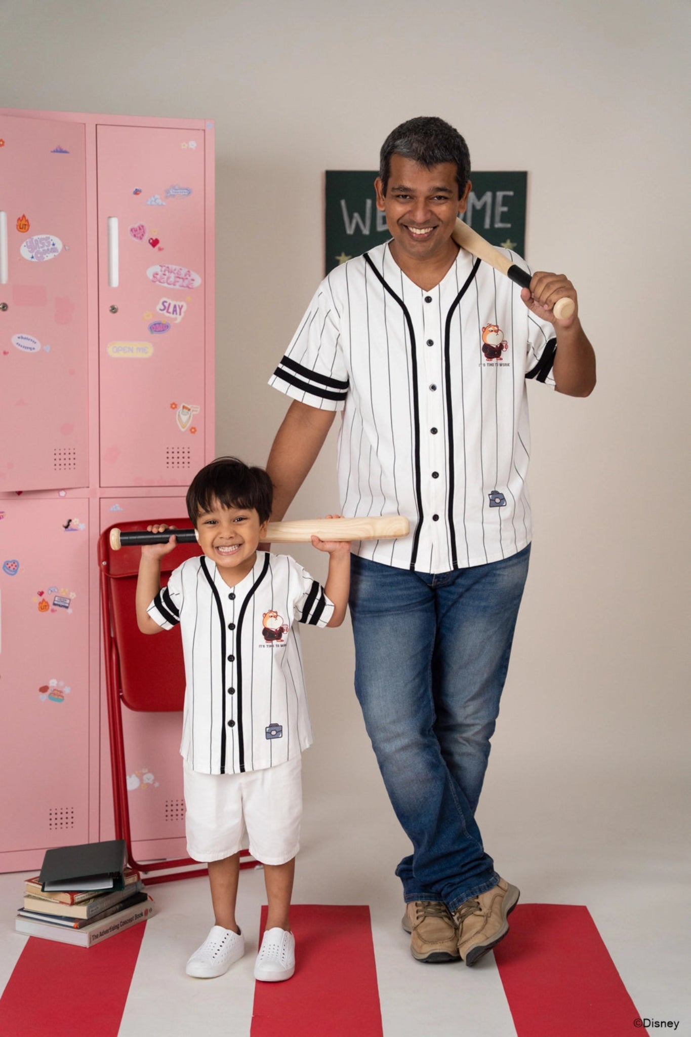 Disney | elly - Adult Baseball Tee Black Lemming