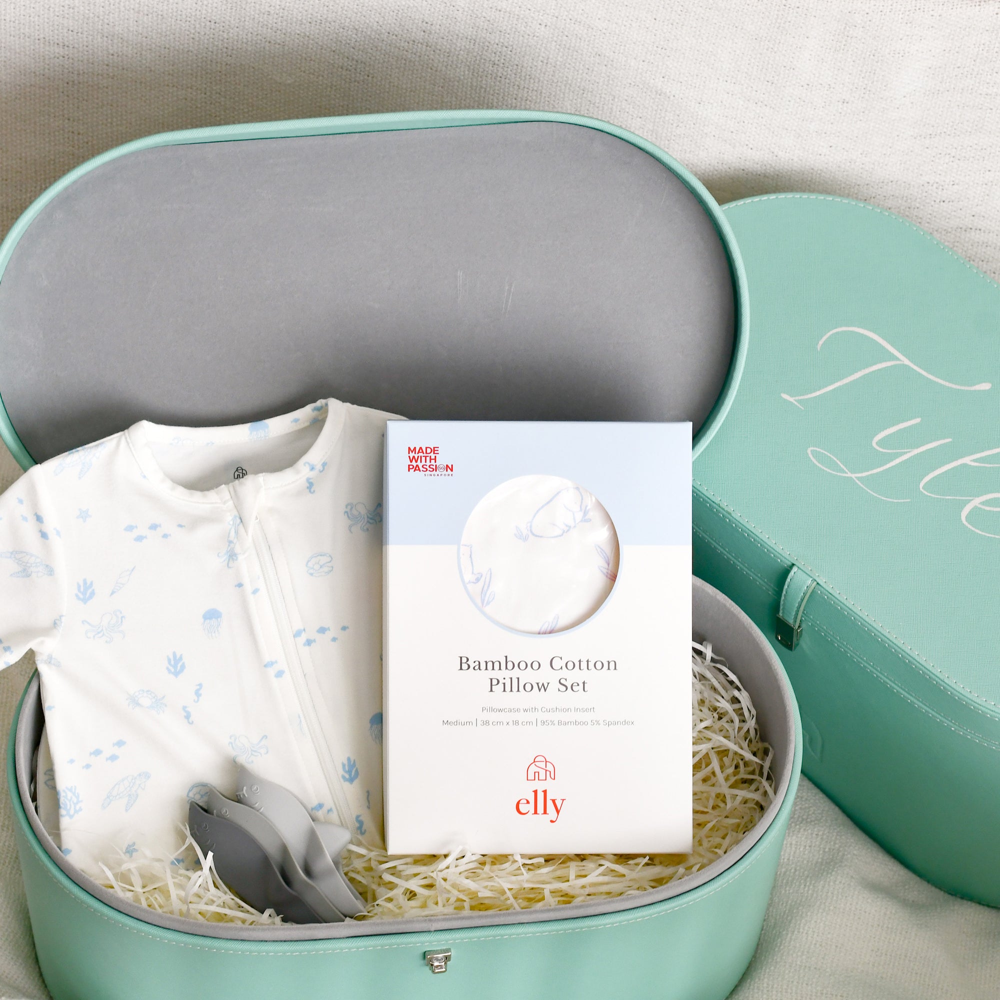 Ocean Explorer Personalisable Turquoise Gift Set