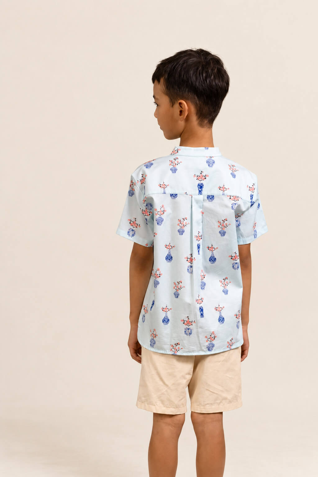 Mandarin-collared Shirt - Turquoise Vases back