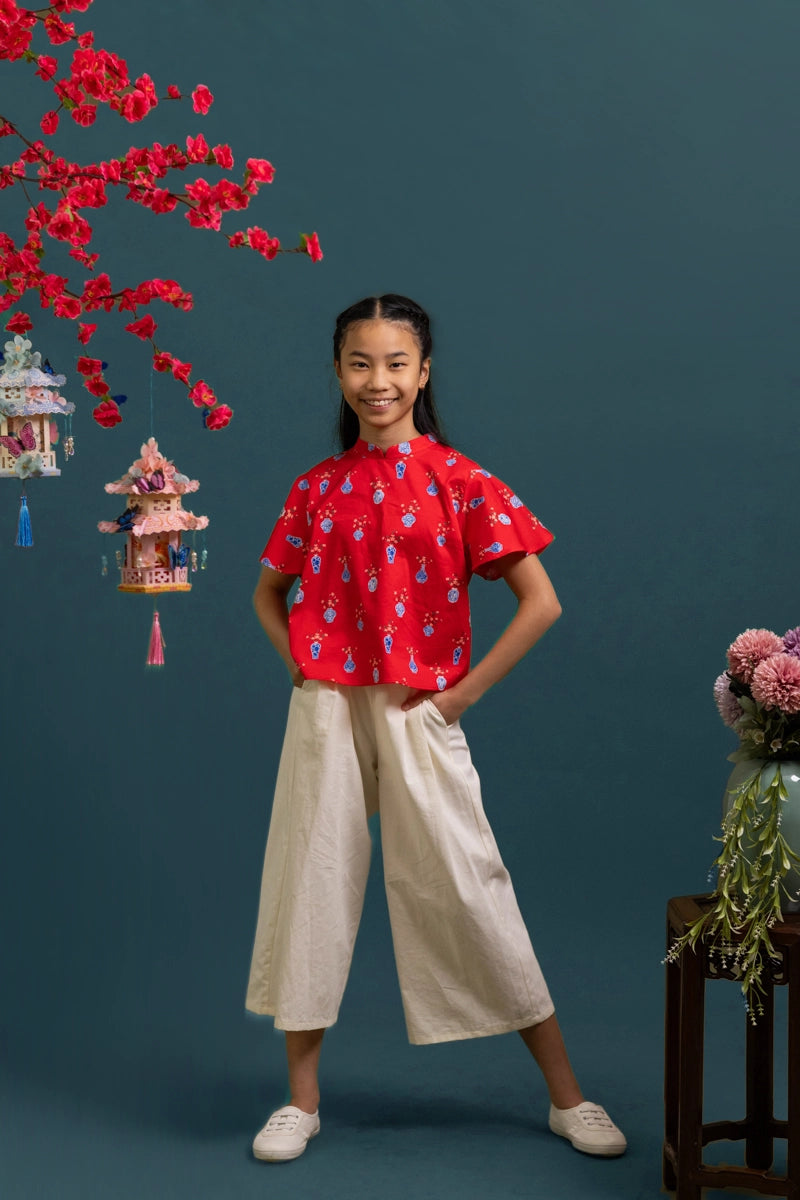 Amanda Top - Red Vases