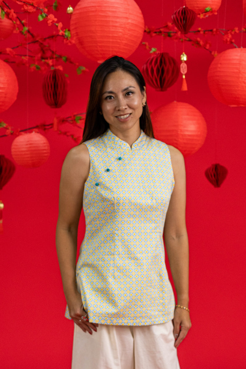 Ladies Peony Fitted Top - Yellow Blue Mosaic