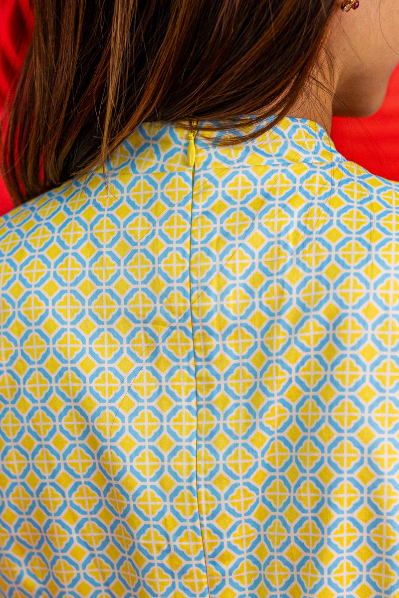 Ladies Peony Fitted Top - Yellow Blue Mosaic