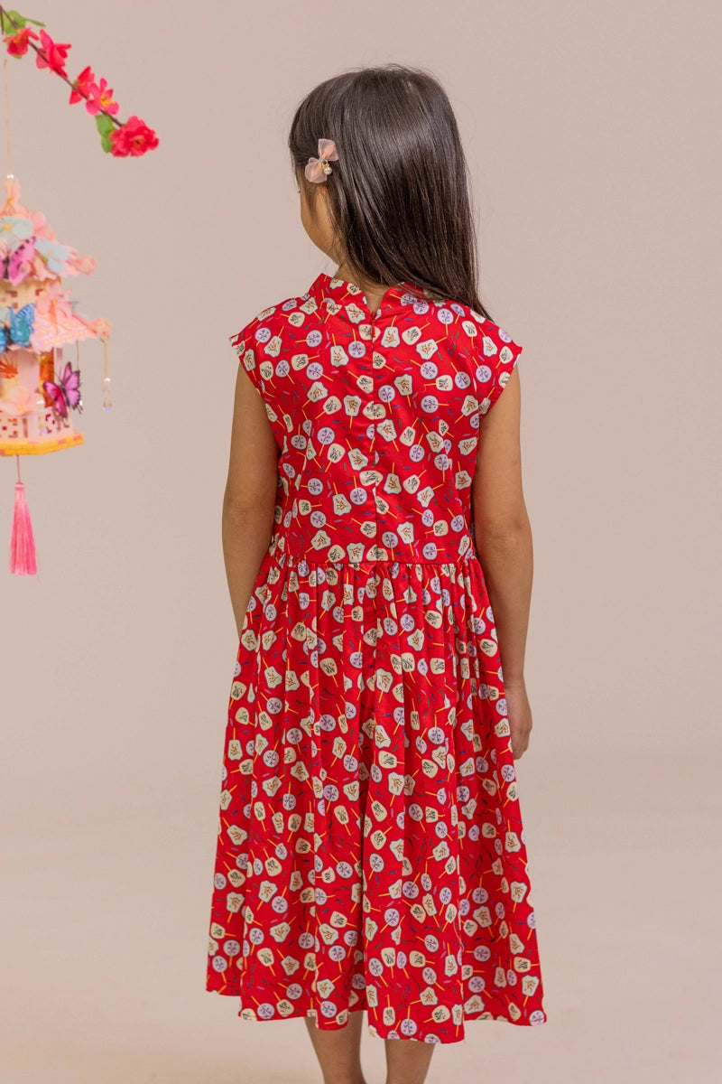 Twirly Cheongsam - Red Fans