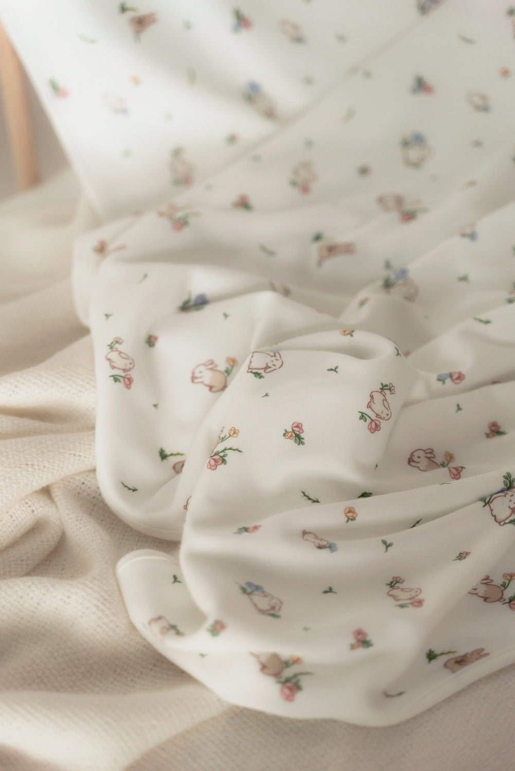 Bamboo Jersey Blanket - White Floral Bunny
