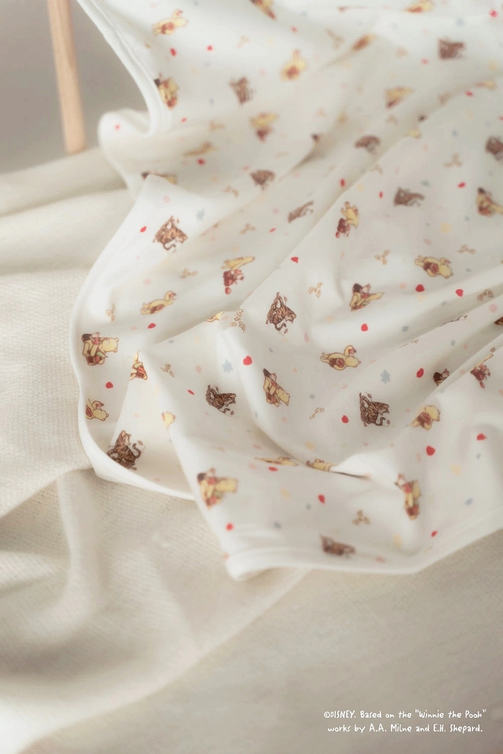 Jersey Blanket - White Harvest Pooh