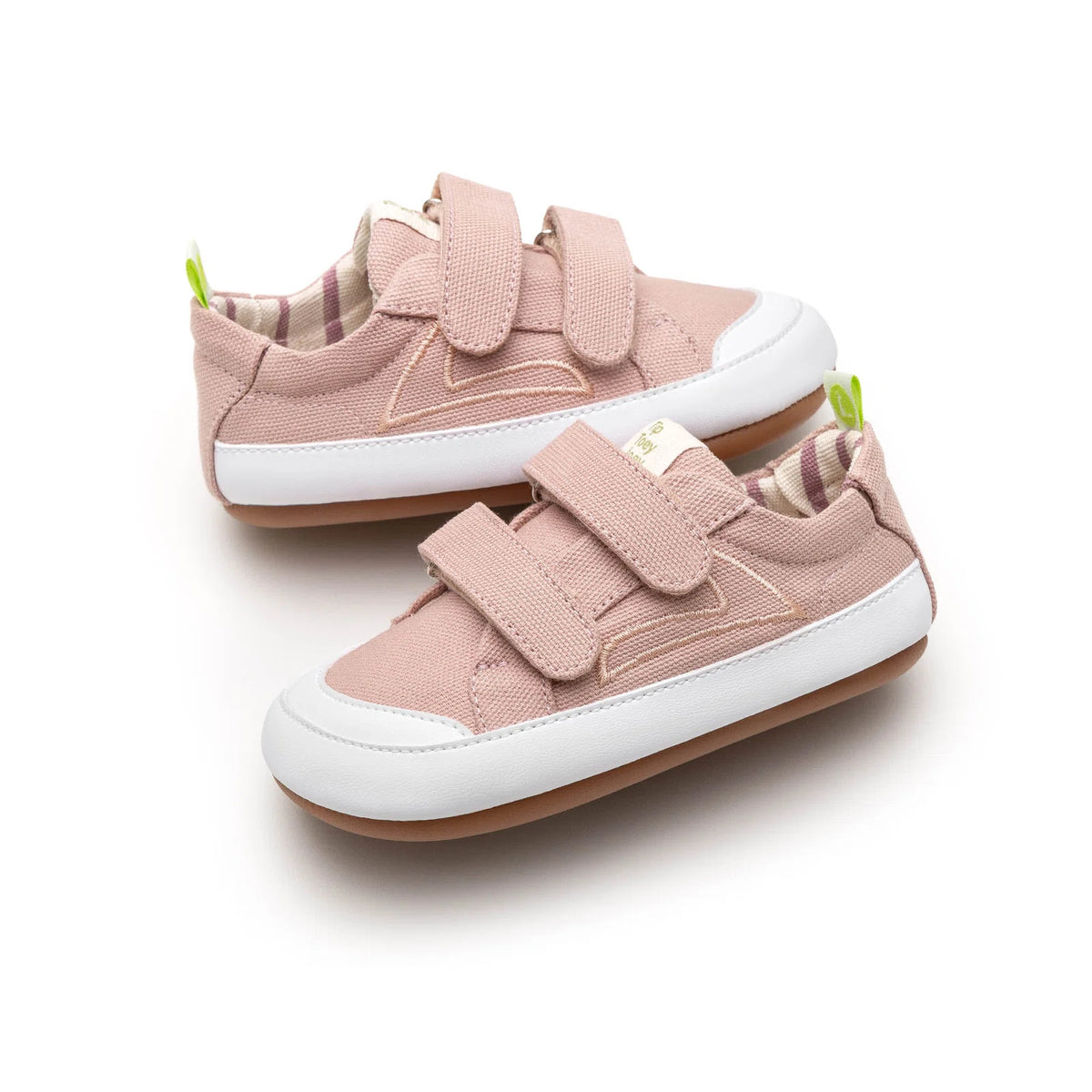 Sole and detail view of Tip Toey Joey Bossy Green Sneakers in Lona Rosa Quartzo