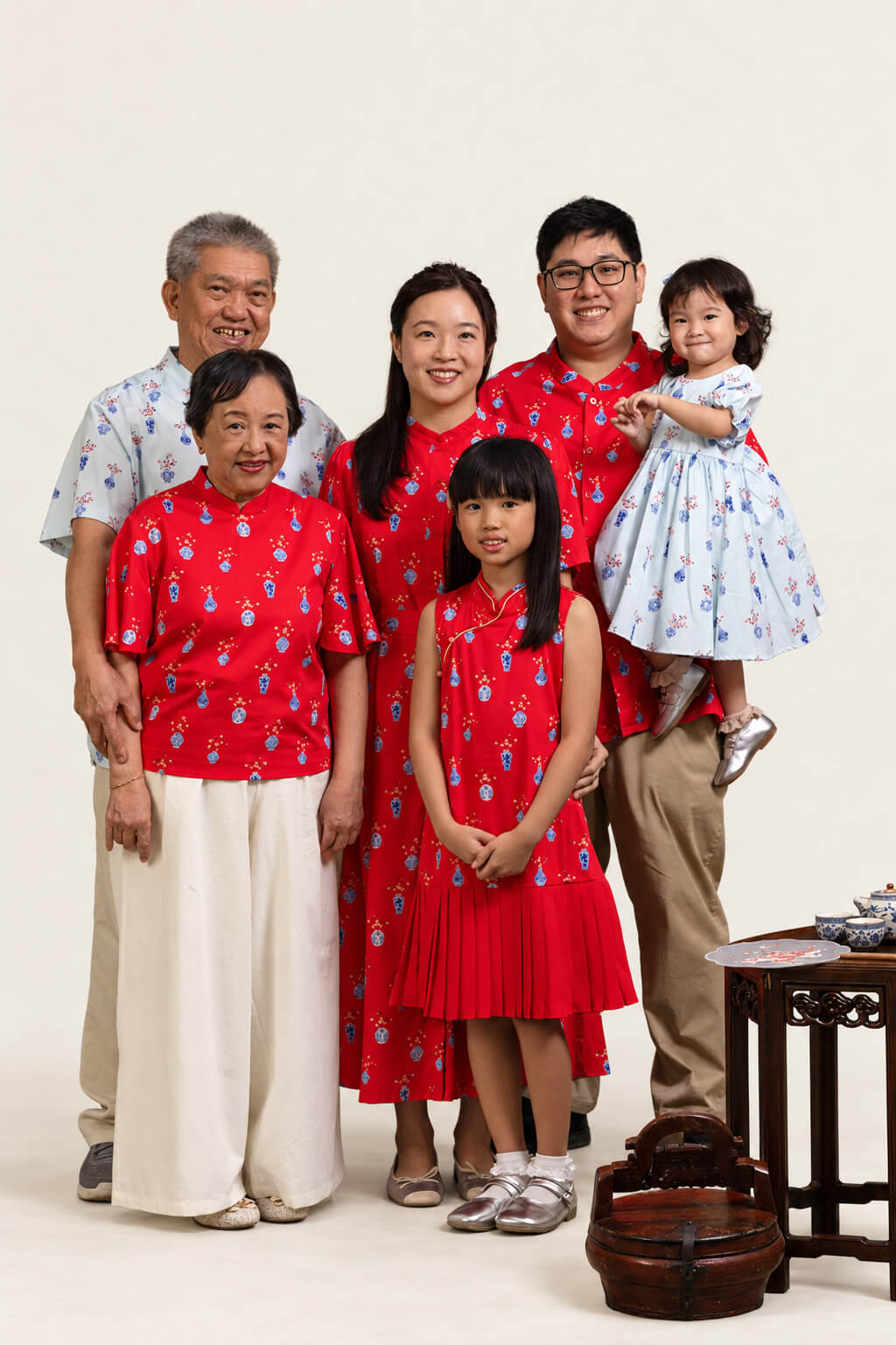 family set red vase