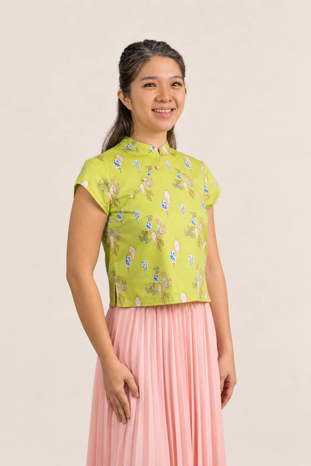 Ladies Alana Top - Yellow Floral Lanterns