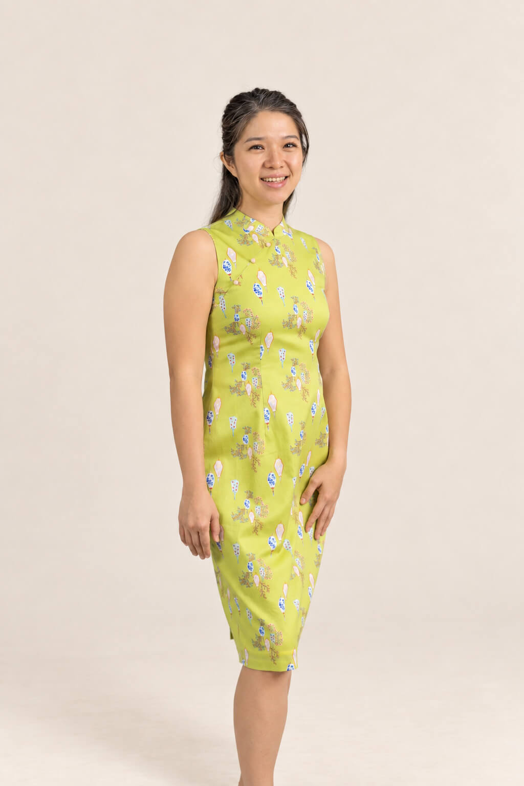 Ladies Mini Peony Cheongsam - Yellow Floral Lanterns