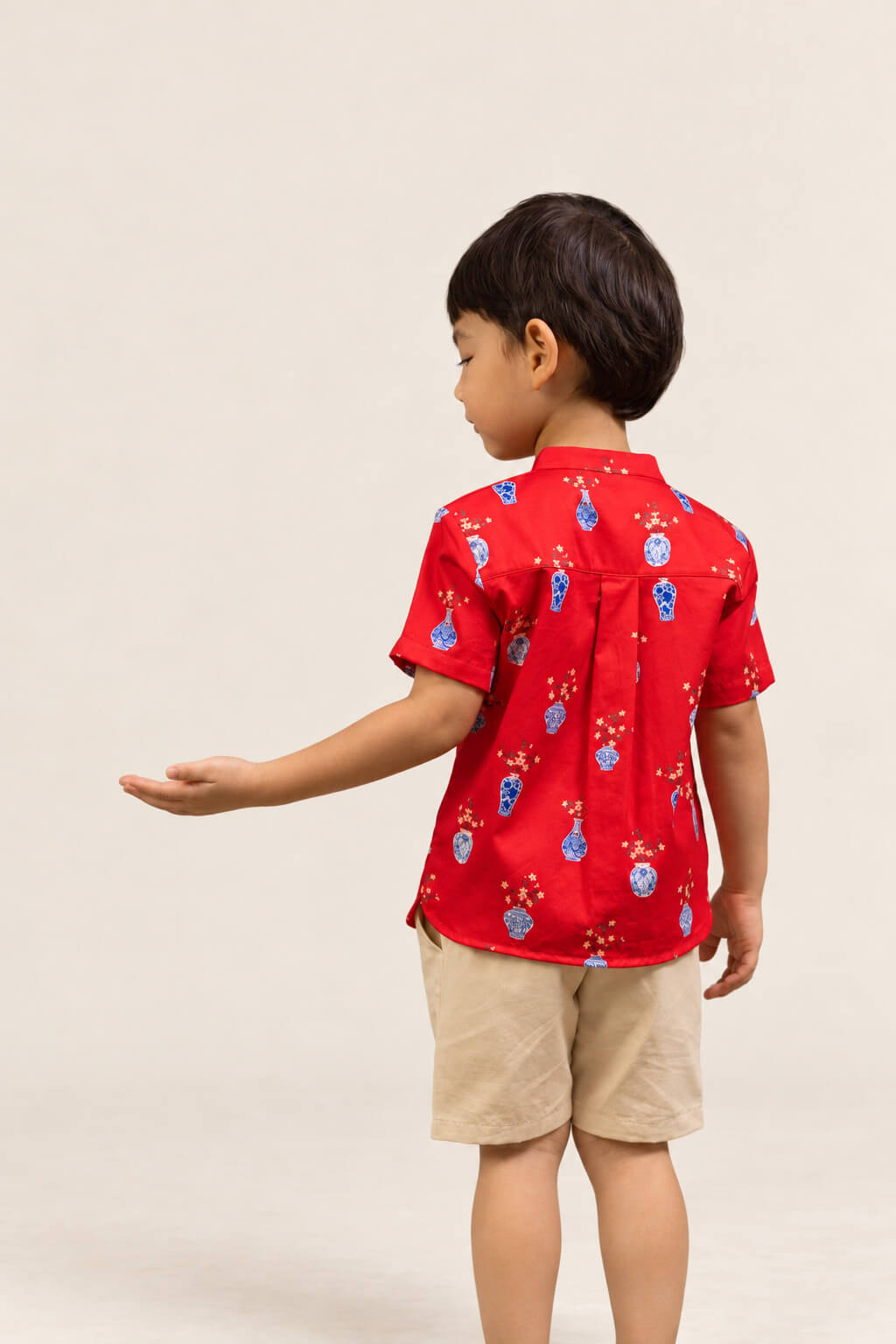 Mandarin-collared Shirt - Red Vases