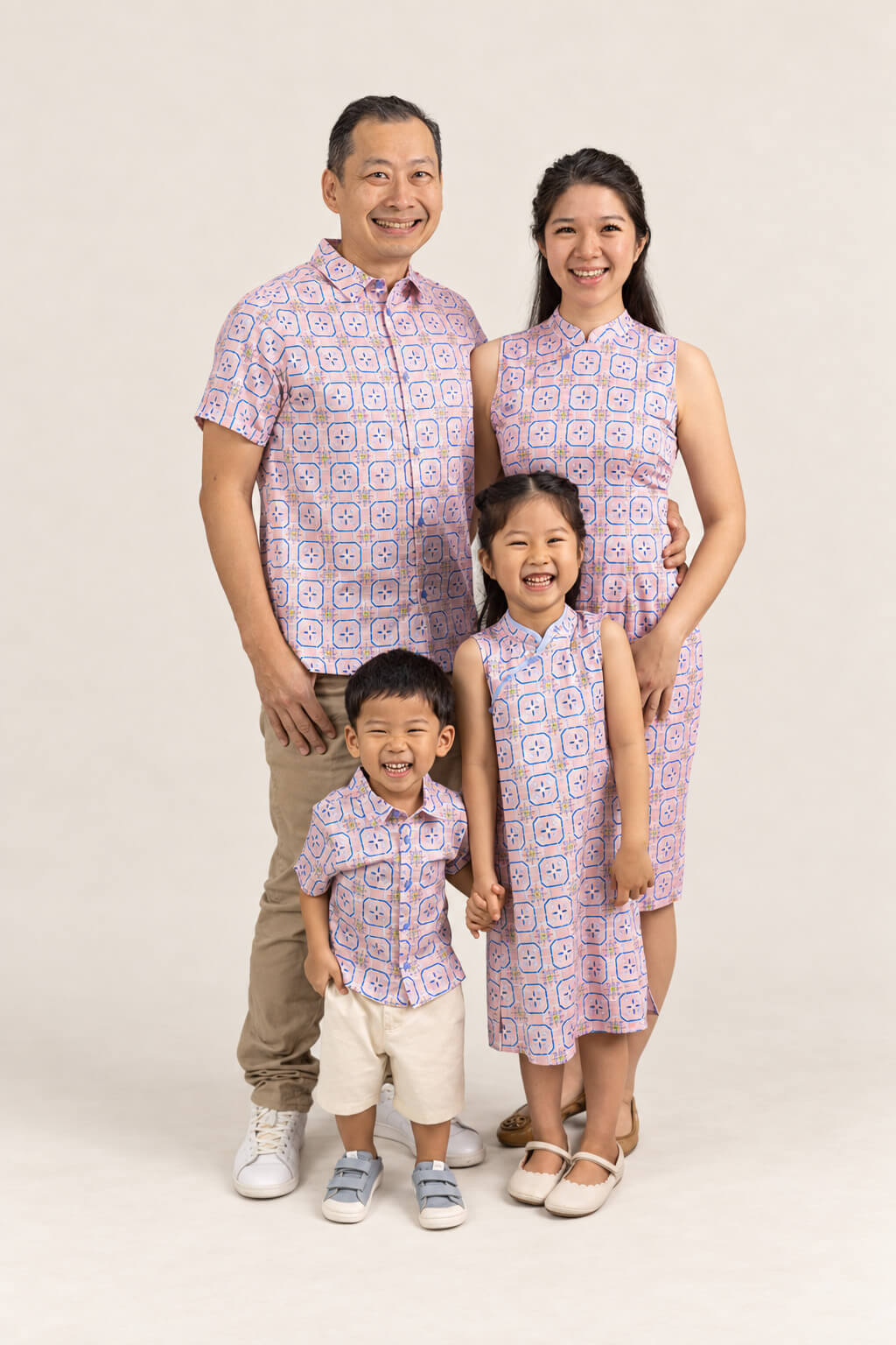 Ladies Mini Peony Cheongsam - Pink Tiles family