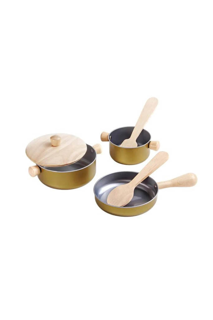 Cooking Utensils (Opened Lid)