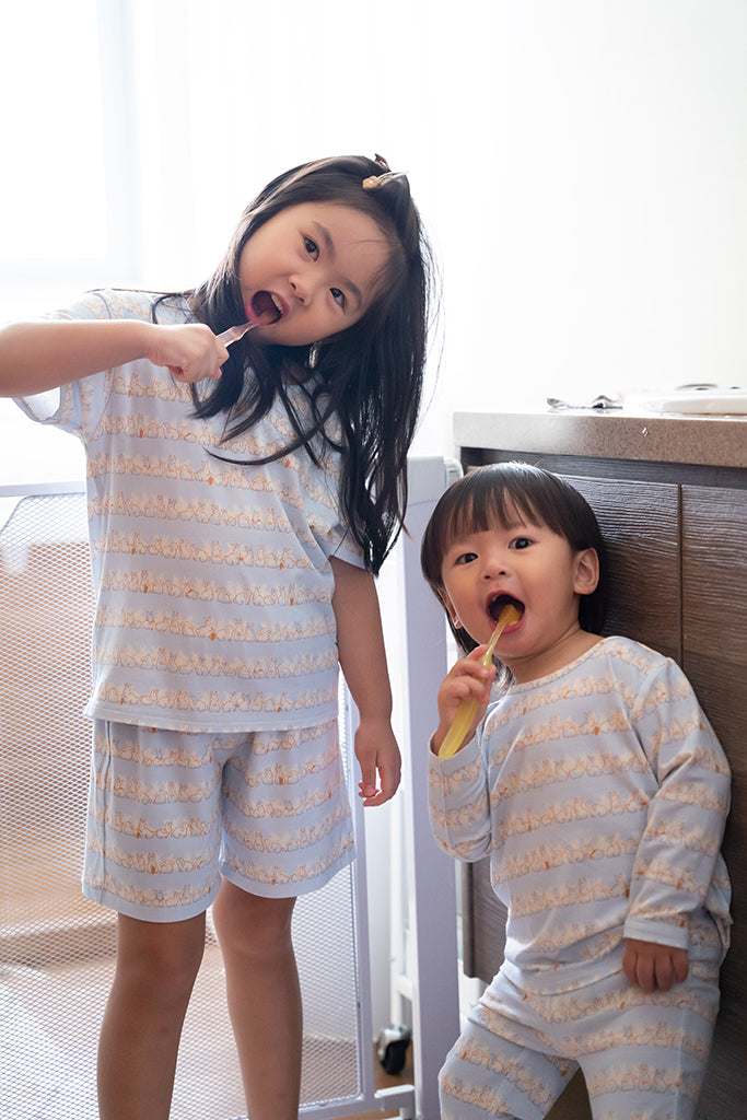 Short-Sleeve Pyjamas - Bunnies In A Row | Family Pyjamas | The Elly Store Singapore