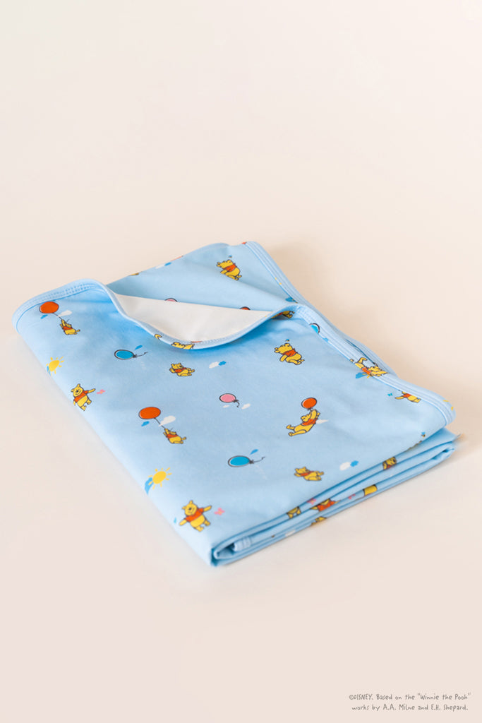 Jersey Blanket - Blue Balloon Pooh | Ideal for Newborn Baby Gifts | The Elly Store Singapore