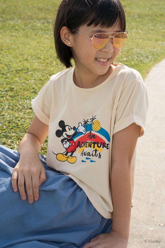 Slouchy Tee - An Adventure Awaits | Disney x elly Mickey Go Local | The Elly Store Singapore