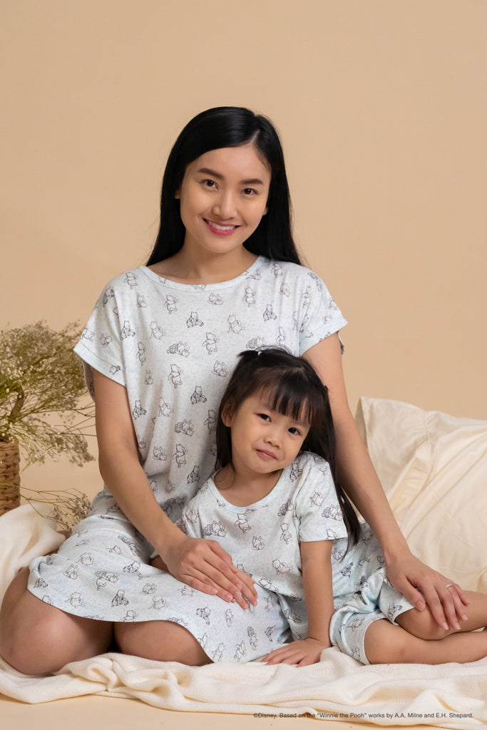 Short-Sleeve Pyjamas Set - Blue Hunny Pooh | Disney x elly Family Pyjamas | The Elly Store Singapore
