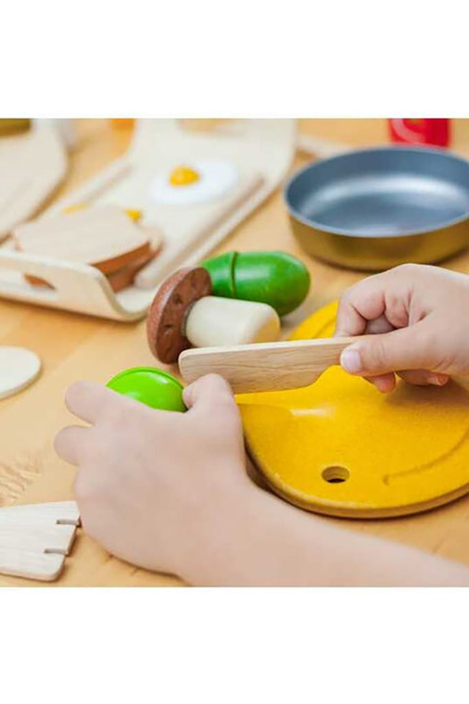 Plan Toys - Assorted Vegetable Set (Cut)