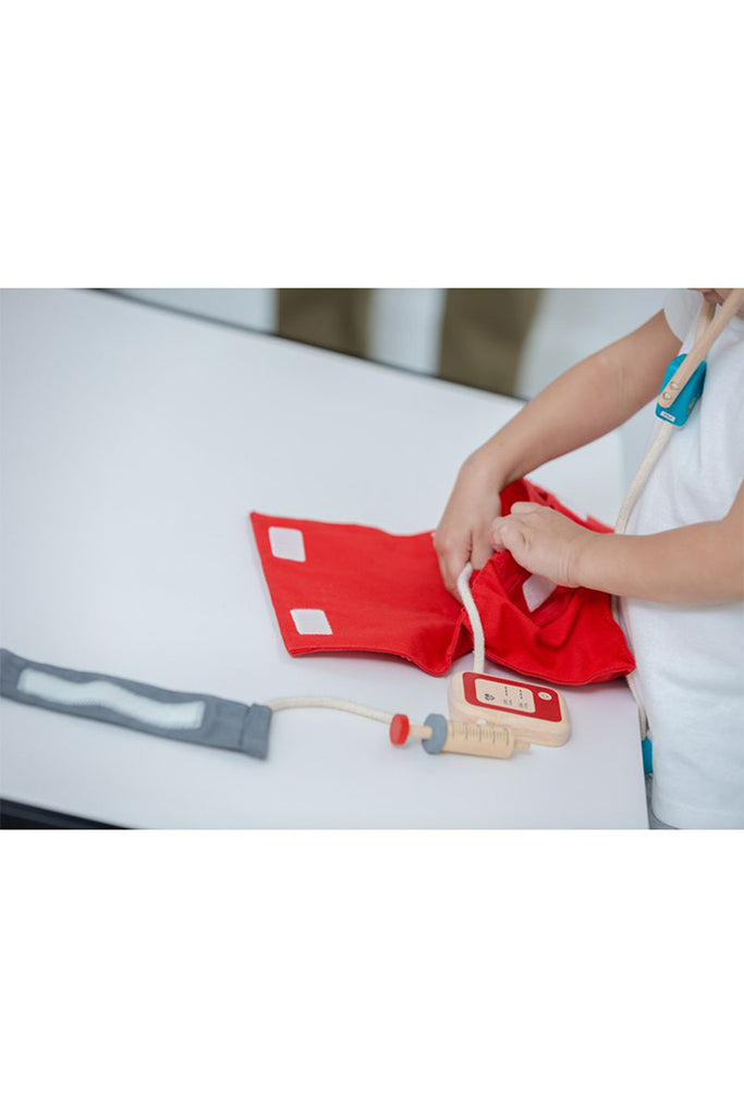Plan Toys - Doctor Set (Playing)