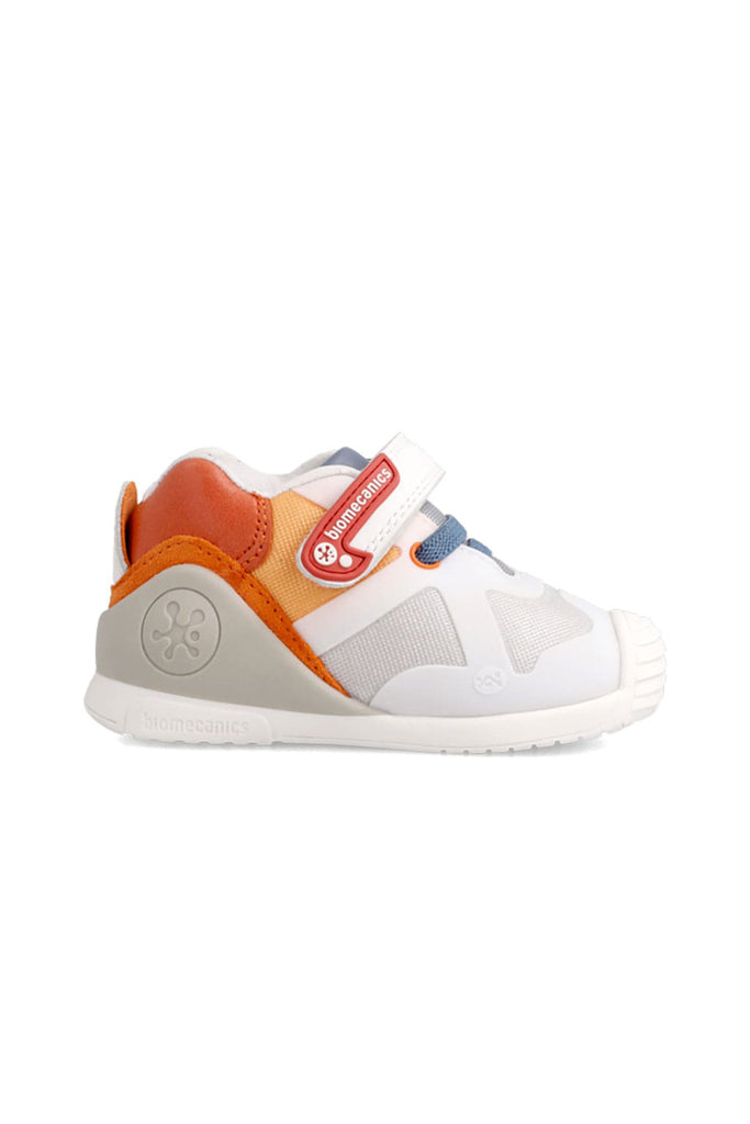 Zapato Sport Shoes White | Biomecanics Kids Shoes | The Elly Store